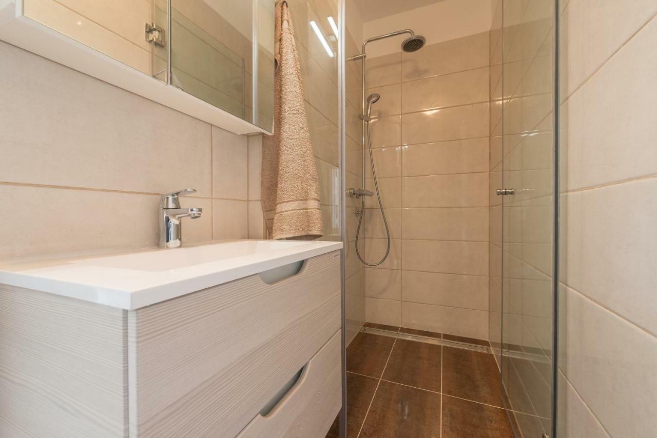 Apartmani Dupor غورني كارين المظهر الخارجي الصورة
